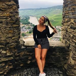 Meet your Posher, Skyler